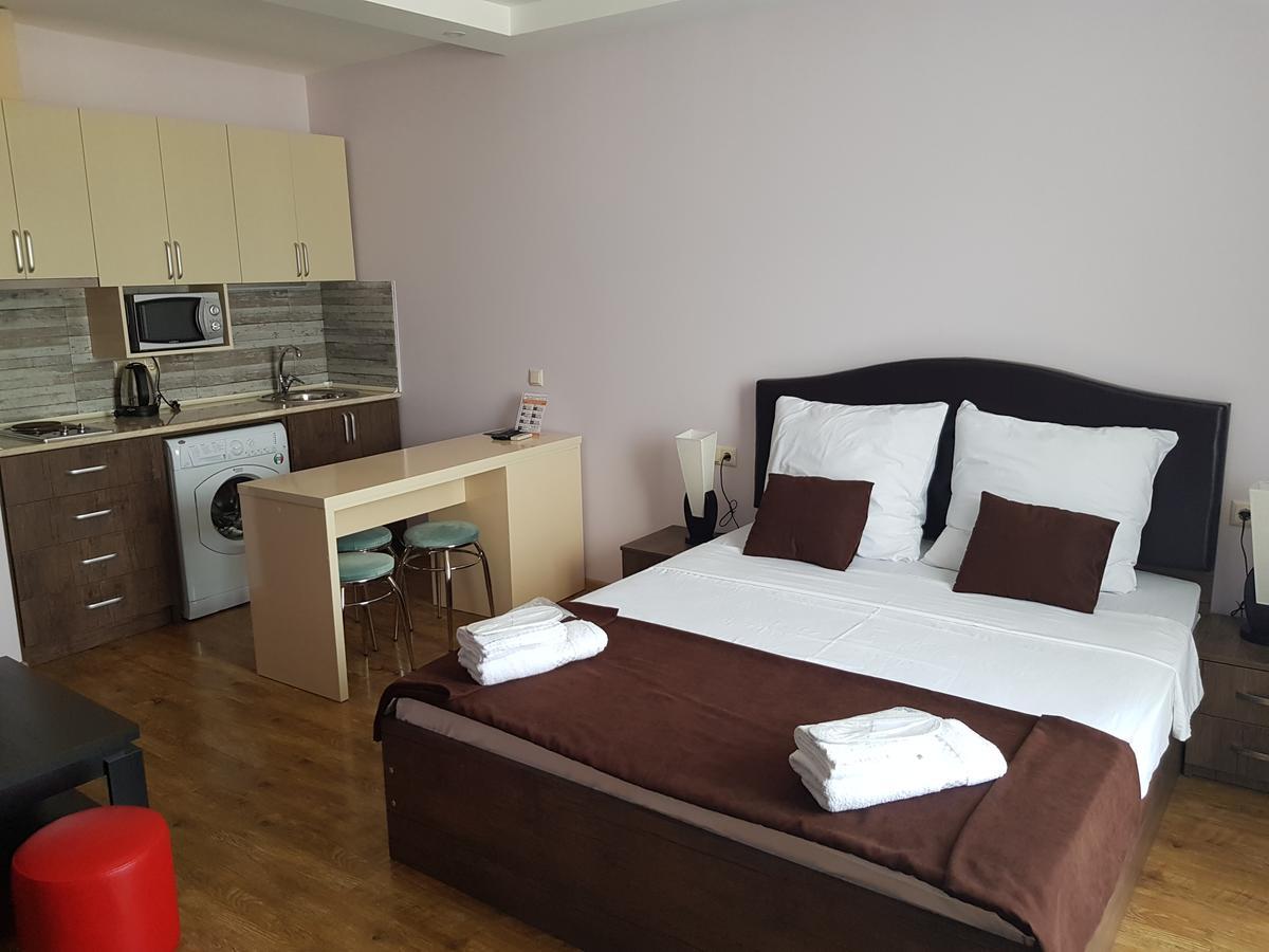 Viva Blue Batumi Aparthotel Eksteriør bilde