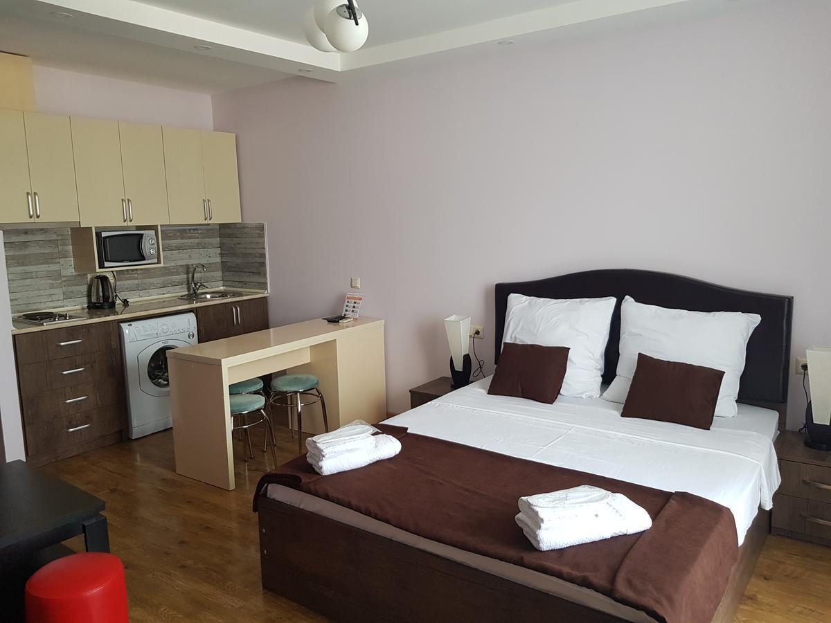 Viva Blue Batumi Aparthotel Eksteriør bilde